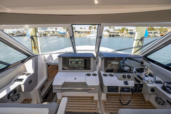 Absolutely Knot 36ft Regal Yacht For Sale