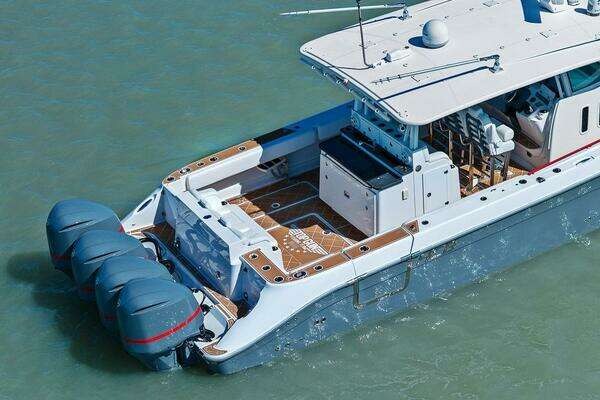 Hydra-Sports 4200 Siesta Yacht For Sale
