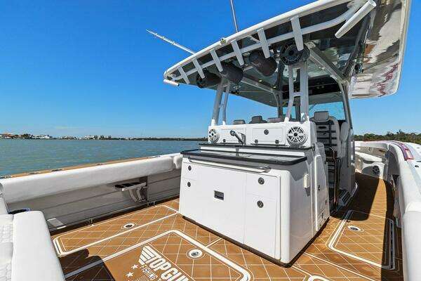 Hydra-Sports 4200 Siesta Yacht For Sale