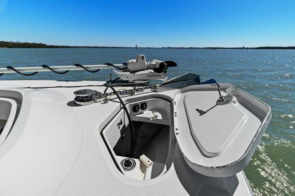 42ft HCB Yacht For Sale