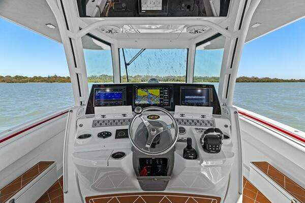 Hydra-Sports 4200 Siesta Yacht For Sale