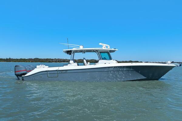 42ft HCB Yacht For Sale