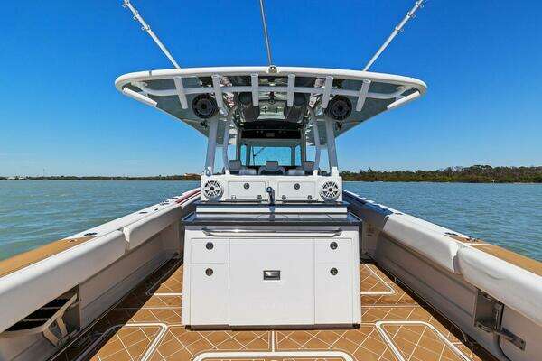 Hydra-Sports 4200 Siesta Yacht For Sale