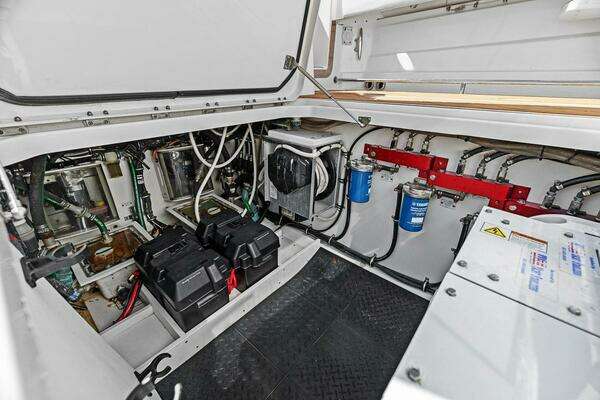 Hydra-Sports 4200 Siesta Yacht For Sale