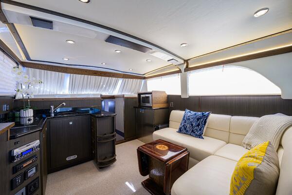 Bertram 38 - FIELD & SEA - Cabin