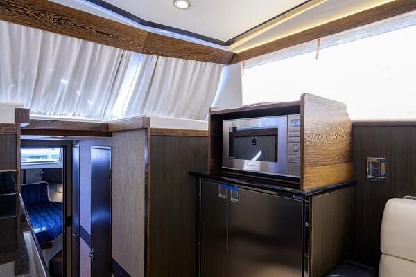 Bertram 38 - FIELD & SEA - Cabin