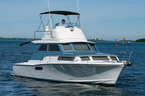 Bertram 38 - FIELD & SEA - 