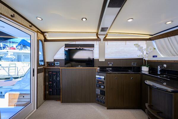 Bertram 38 - FIELD & SEA - Cabin