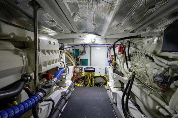 Bertram 38 - FIELD & SEA - Engine Room