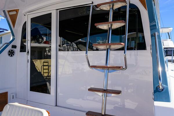 Bertram 38 - FIELD & SEA - 