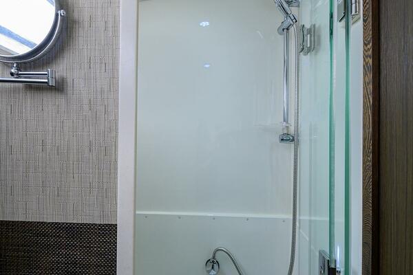 Bertram 38 - FIELD & SEA - Head