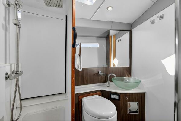 Forward head - Southerly 420