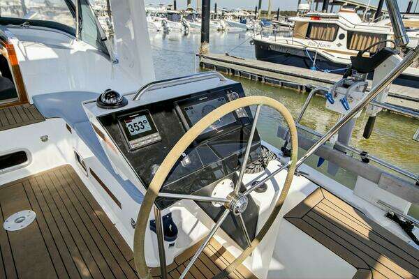 Southerly 420 Yacht For Sale