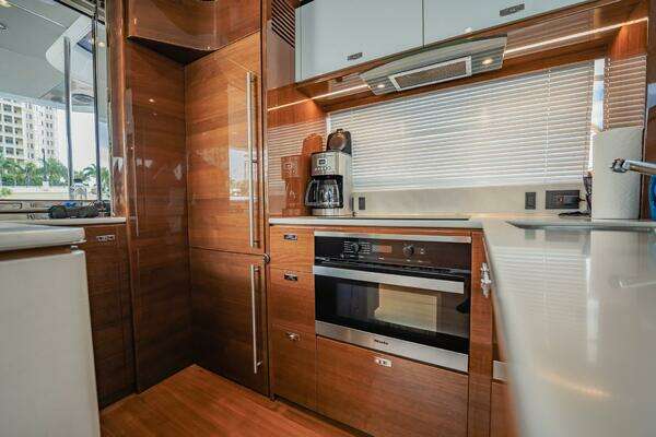 Princess F55 Yacht For Sale