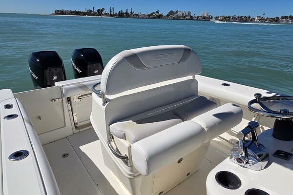 Horse Play 27ft Boston Whaler Yacht For Sale