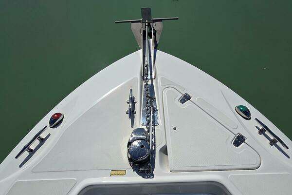 Photo of the 2006 Boston Whaler 270 Outrage "Horse Play"
