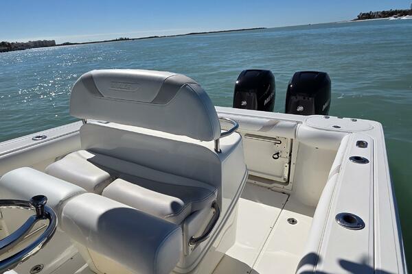 Horse Play 27ft Boston Whaler Yacht For Sale
