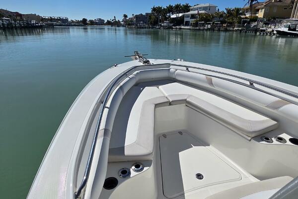 Horse Play 27ft Boston Whaler Yacht For Sale
