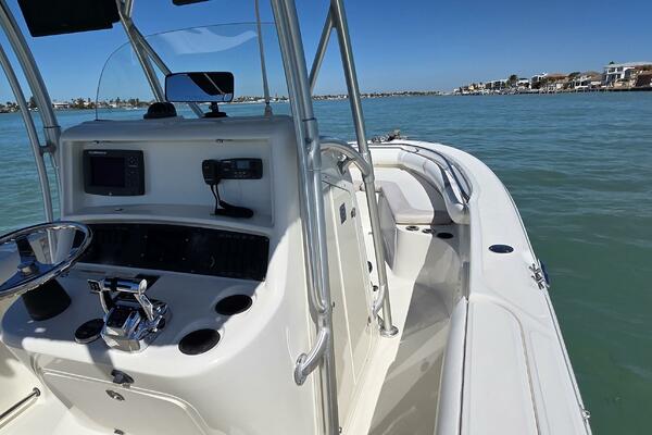 Horse Play 27ft Boston Whaler Yacht For Sale