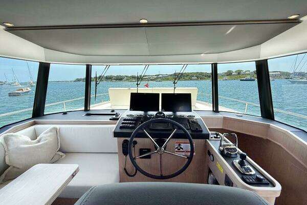 Beneteau Swift Trawler 54 Yacht For Sale