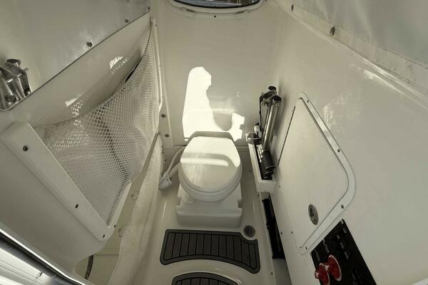 24ft Sea Hunt Yacht For Sale