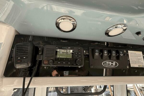 24ft Sea Hunt Yacht For Sale