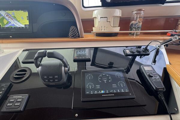 Dream Catcher 46ft Fountaine Pajot Yacht For Sale