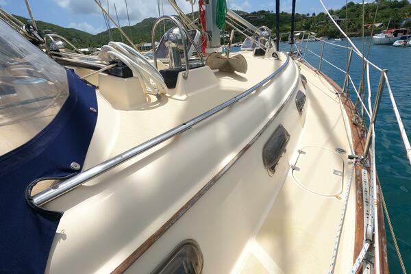 Antares 38ft Island Packet Yacht For Sale