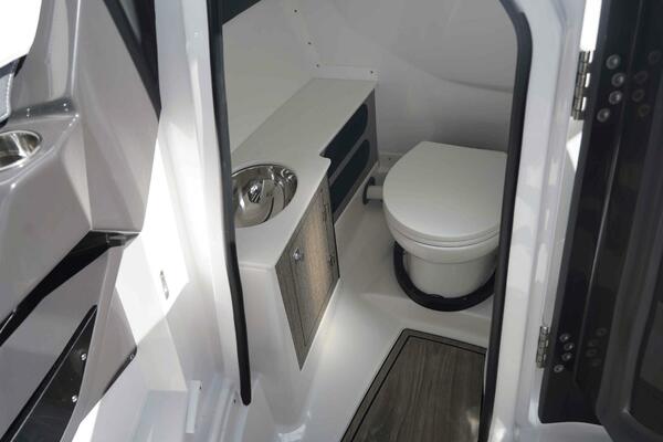 28ft Monterey Yacht For Sale