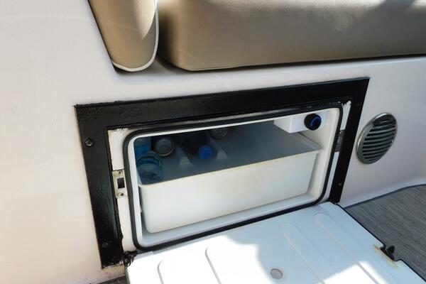 Livin on a Prayer 28ft Regal Yacht For Sale