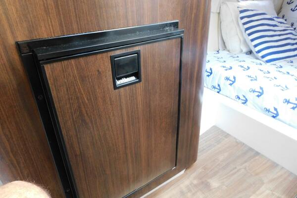 Livin on a Prayer 28ft Regal Yacht For Sale