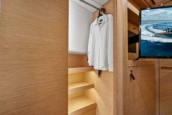 Pardo Yachts Cruiser Yacht For Sale