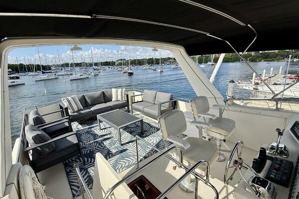 MOONLIGHT MIST 50ft Chris Craft Yacht For Sale