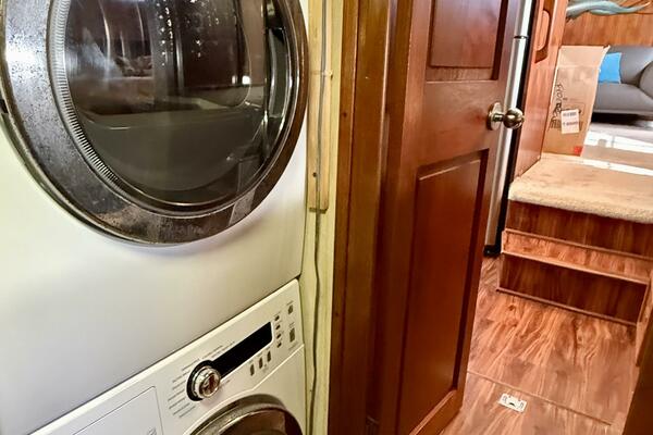 MOONLIGHT MIST 50ft Chris Craft Yacht For Sale