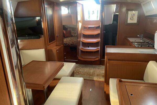 Beneteau 45 Yacht For Sale