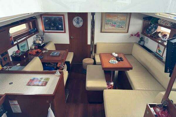 Beneteau 45 Yacht For Sale