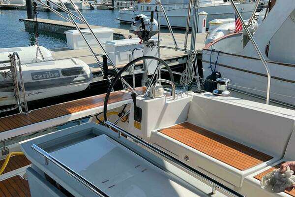 Beneteau 45 Yacht For Sale