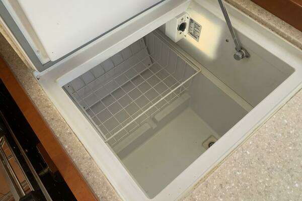 Beneteau 45 Yacht For Sale