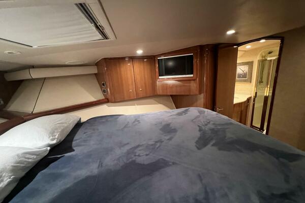 Viking 52 SILENT PARTNER - Master Stateroom