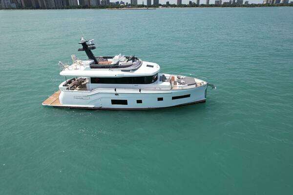 Sirena 58 Fly Yacht For Sale