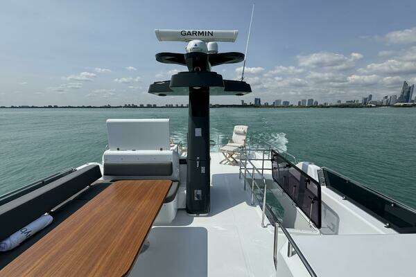 Sirena 58 Fly Yacht For Sale