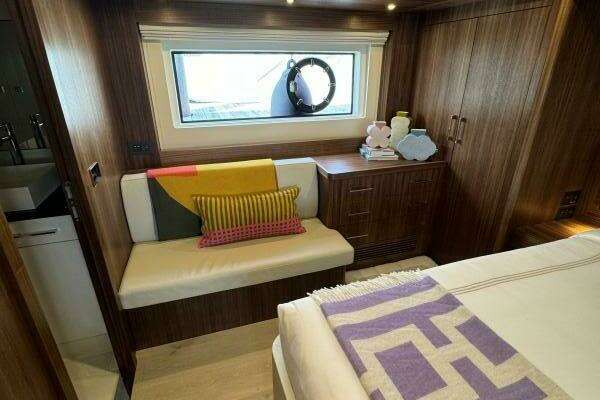 Sirena 58 Fly Yacht For Sale