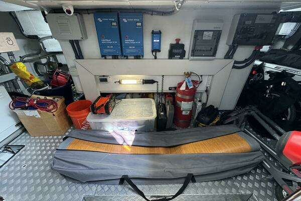 Sirena 58 Fly Yacht For Sale