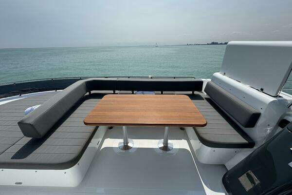 Sirena 58 Fly Yacht For Sale