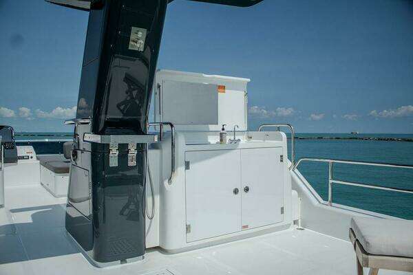 Sirena 58 Fly Yacht For Sale