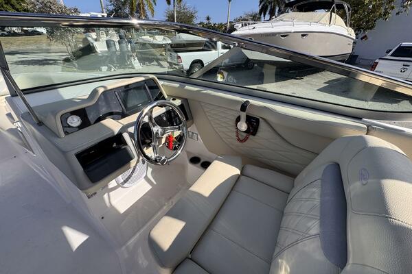 26ft Regal Yacht For Sale