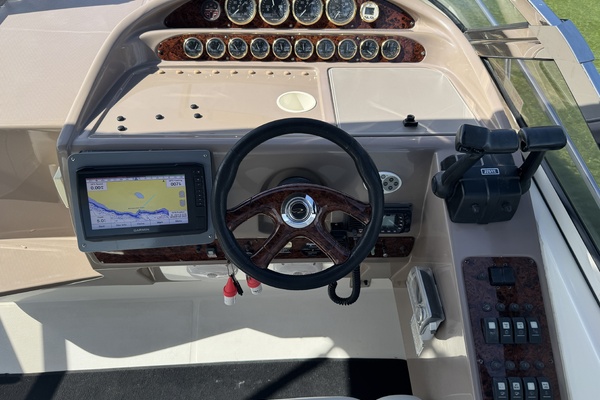 Floating Options 32ft Regal Yacht For Sale