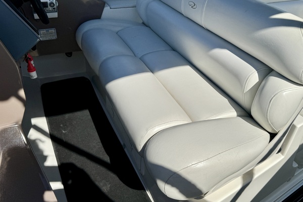 Floating Options 32ft Regal Yacht For Sale