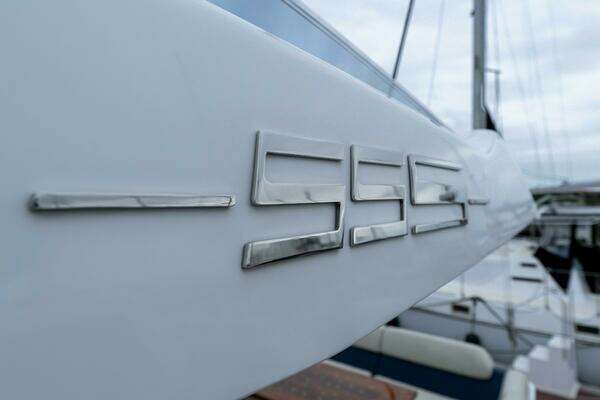 Azimut 55S Lithium Yacht For Sale
