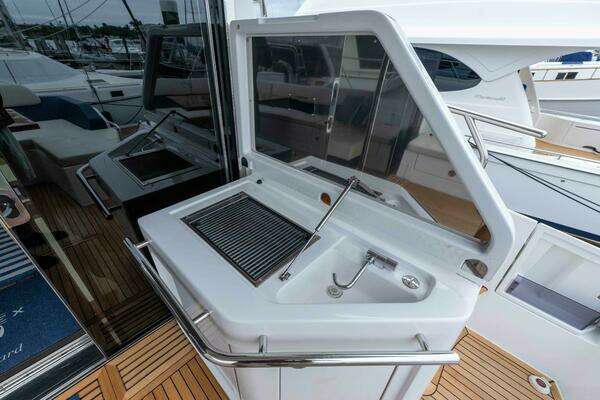 Azimut 55S Lithium Yacht For Sale